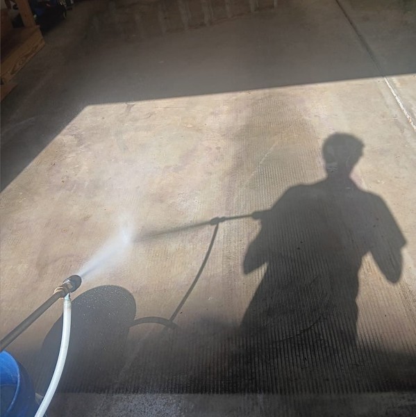 Residential Pressure Washing in Upper Darby, PA (1)