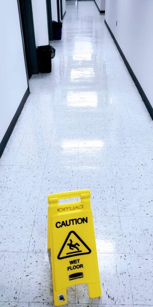 Commercial Floor Cleaning in Blue Bell, PA (1)
